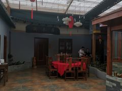 -东馆和天下特色餐饮(工农店)
