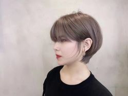 -变画·发型STUDIO