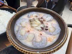 -老牌坊云南鱼豆花火锅(哈西万达店)