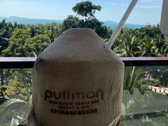 -三亚湾海居雅高铂尔曼度假酒店