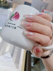 -桃色美甲沙龙
