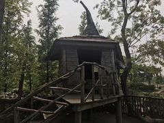 -田园东方蜜桃村的田野营地