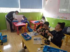 -乐博乐博少儿编程·乐高机器人编程·信息学竞赛(百仕达校区)