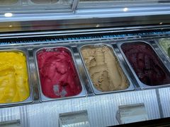 -潮一不贰·法式甜品·生日蛋糕·西式简餐(外滩店)