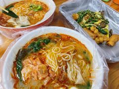 -二钢串叔麻辣烫(华龙大厦店)