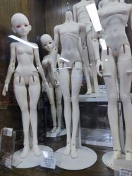 -三万院长 SWDOLL(上海恒基名人购物中心店)