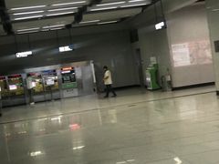 -范湖(地铁站)