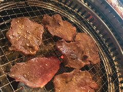 牛舌-牛村烤肉餐厅.自助烤肉