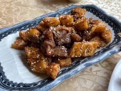 馕包肉-维吾尔餐厅(宜山路店)