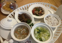 -童谣里医疗级月子中心(独栋湖景店)