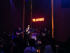-TZ House音乐现场(来福士中心店)