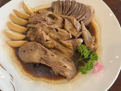 -天外天美食广场(哈尔滨路店)