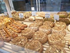 -焙丽拾光(麦凯乐直营店)