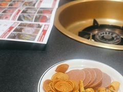 -沸炉重庆老火锅(军事博物馆店)