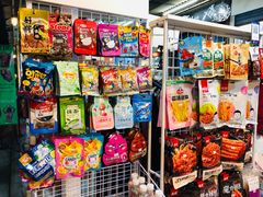 -席娜卡琳火车铁道夜市