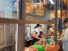 -丽丽三鲜螺蛳粉(田林路店)