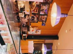 -巴黎贝甜(大宁国际商业广场店)