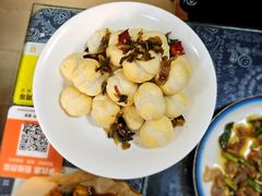 -蜗牛小馆醉乡民谣云南菜(惠新西里店)