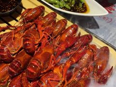 -肥肥虾庄·金牌油焖大虾(杨园滨江时代walk店)
