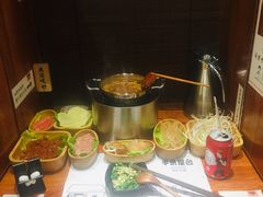 -独食火锅·半米屋台(直营总店)
