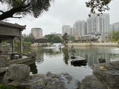 -梁园