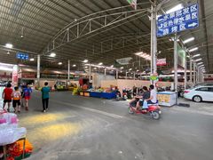 -曼阁市场水果批发市场
