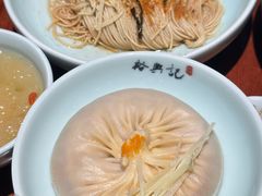 -裕兴记•蟹黄面馆(人民广场店)