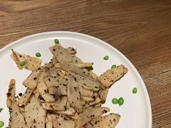 松露酱炒笋尖-小大董·烤鸭(凤凰汇店)