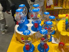 -m豆巧克力世界(上海世茂广场店)