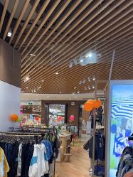 -孩子王(建邺金鹰世界店)