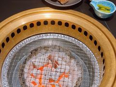 -山川小町·极番烧肉(新地假日广场店)