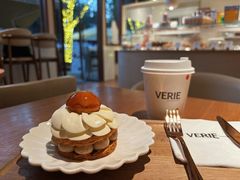 -VERIE BAKEHOUSE