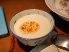 杏仁豆腐-RUXU入续鸳鸯糖水铺(万菱汇店)