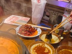 -萍姐火锅·公路夜市(武汉首店)