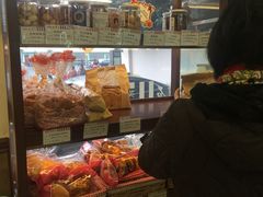 -红宝石·鲜奶小方·海派西点房(金杨店)