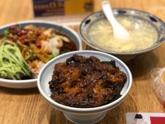 贵妃八宝甑糕-北往西·西安油泼面(万德庄店)