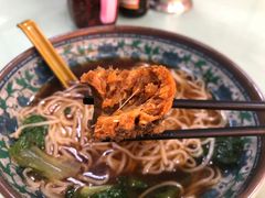 酱汁熏鱼面-食惠里小笼包面馆(越秀店)