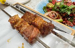 Dong's Pork Knuckle Tendon