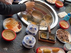 -醉董牛川派鲜肉自选火锅(烟台店)