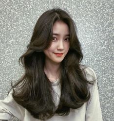 -诗悦发型烫染SALON