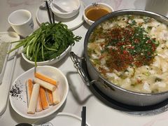 -德林酸菜鱼火锅(南丹店)