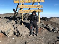 -乞力马扎罗山