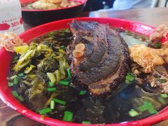 大肉面-小龙大肉面馆