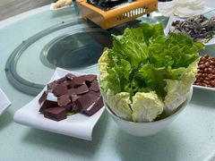 -墨脱石锅椰子鸡•香草鸭•东山羊(大东海店)