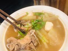 -万和春排骨砂锅米饭(新业广场店)