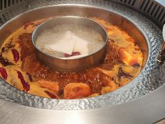 菌香鸳鸯锅-晓宇重庆火锅(赛格国际购物中心店)