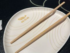 -辣尚瘾·烤鱼·新川菜(牡丹园直营店)