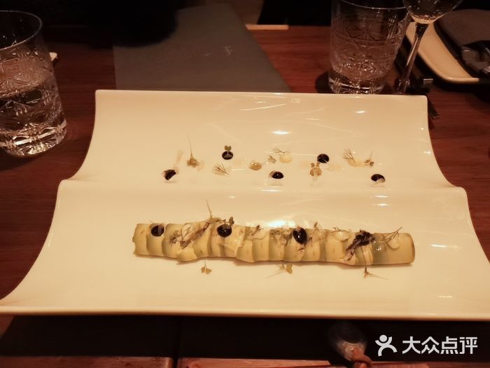 FOGO蟹肉牛油果卷图片