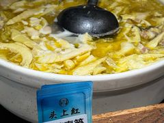 -头上红煨盐鸡·非遗院子餐厅