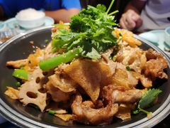 -川流不息·地道川菜·小龙虾(新松江路店)